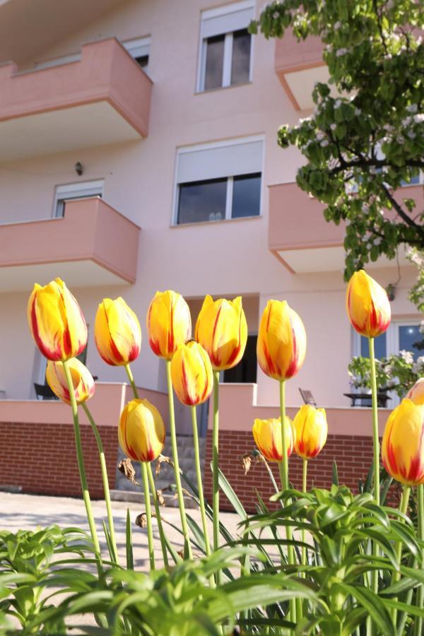 Gasthof Turka Lake House *